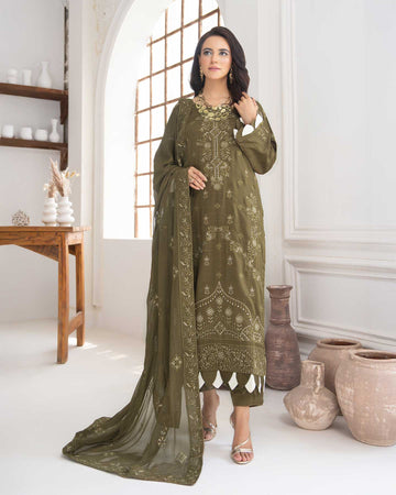 Charm Season by Aalaya Winter Vol 01 '25 D 02